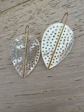 White Mother-of-Pearl Teardrop Earrings with Gold Wire Detail